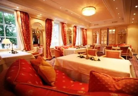 Mokni's Palais & 4*
