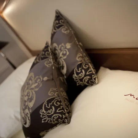 Mokni's Palais & 4*