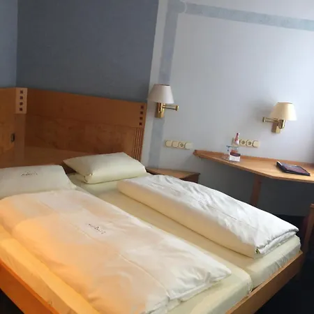 Mokni's Palais & 4*
